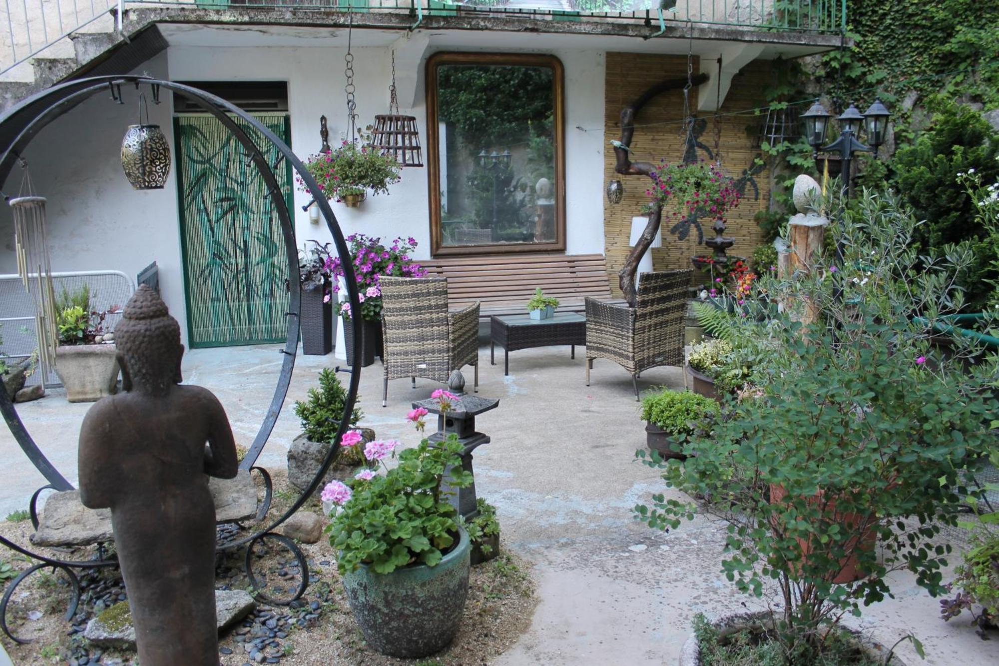 Olliergues Chambre Bounty, B&B, Cuisine Privee, Lit Queen Size, Terrasse, Parking, Garage מראה חיצוני תמונה